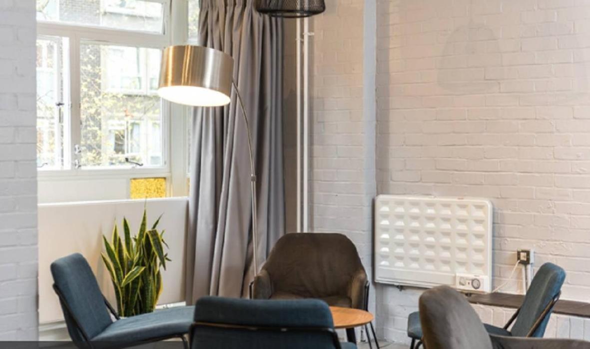 Apartment Ifor Evans Hall, Camden London