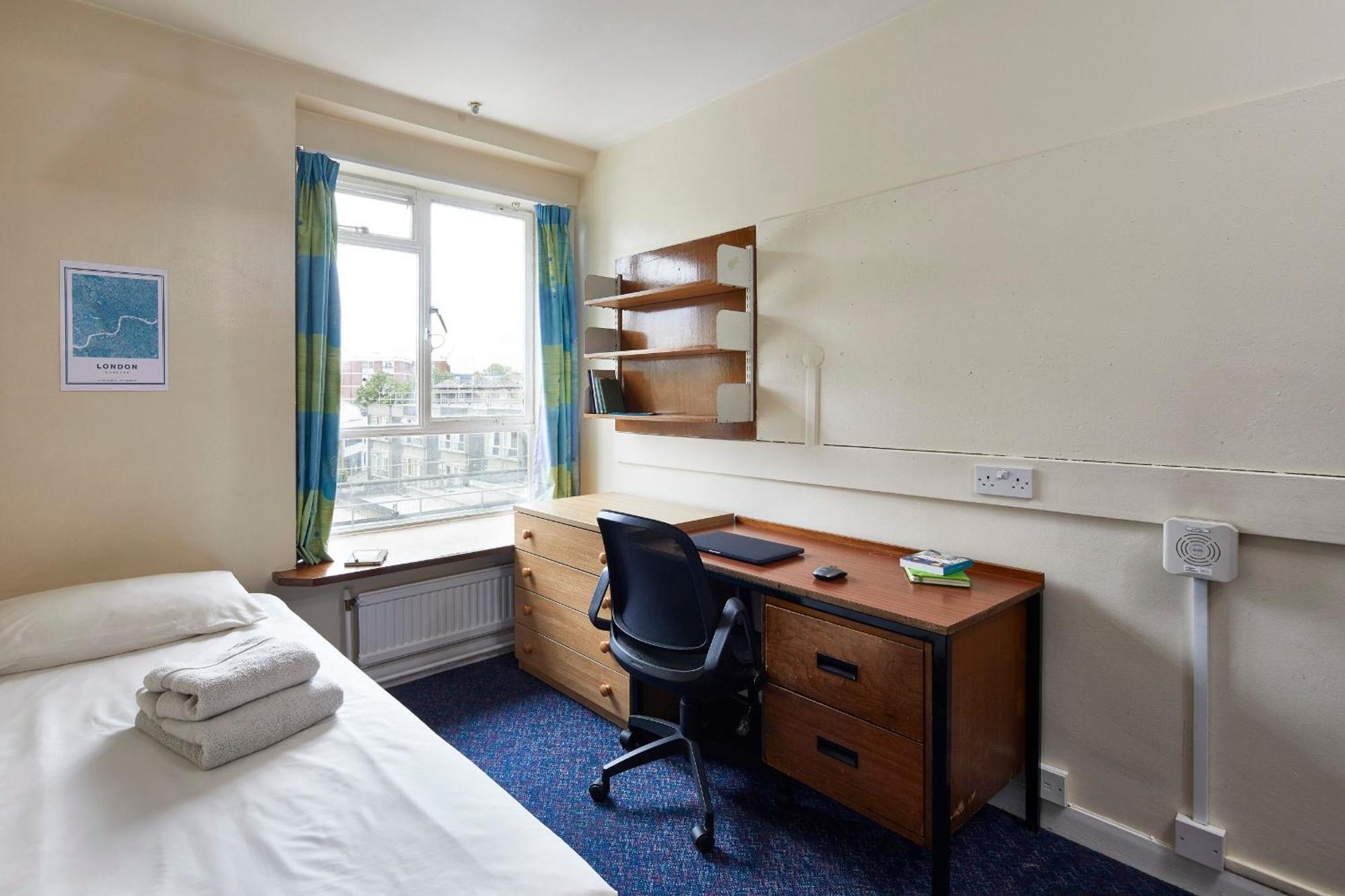Ifor Evans Hall, Camden Apartment